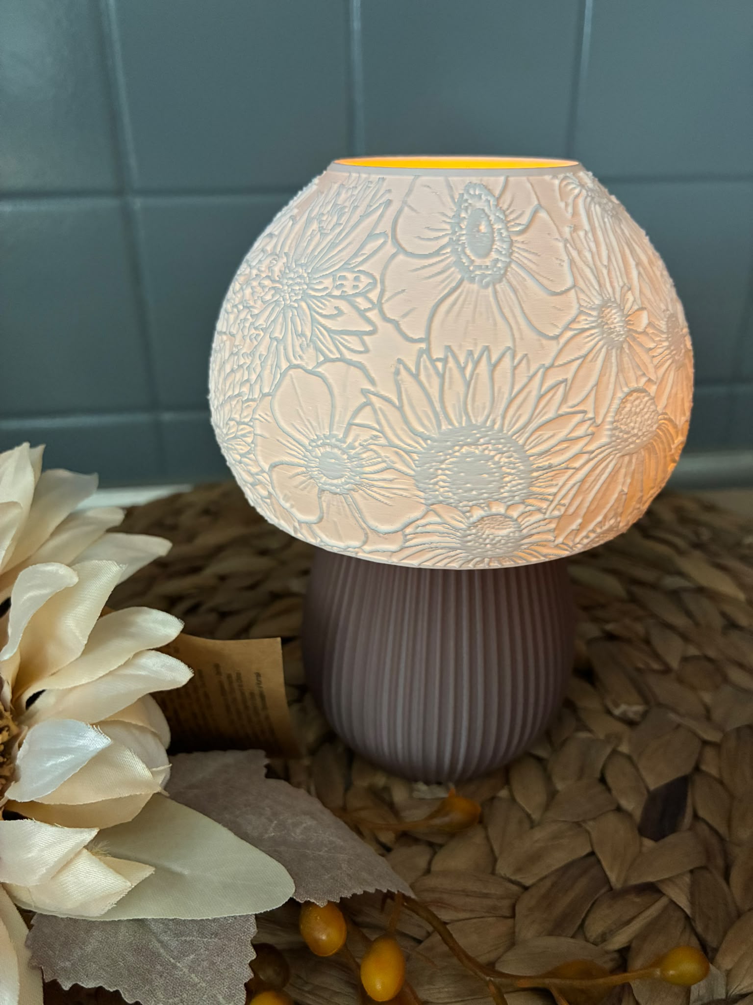 🍄 Pilzlicht mit floralem Design – gemütliche Lichtdeko aus dem 3D-Druck