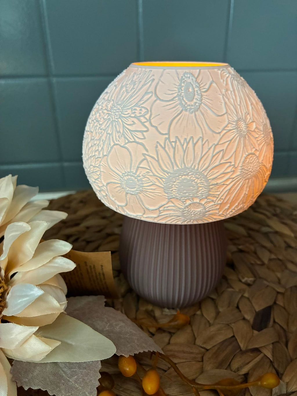 🍄 Pilzlicht mit floralem Design – gemütliche Lichtdeko aus dem 3D-Druck